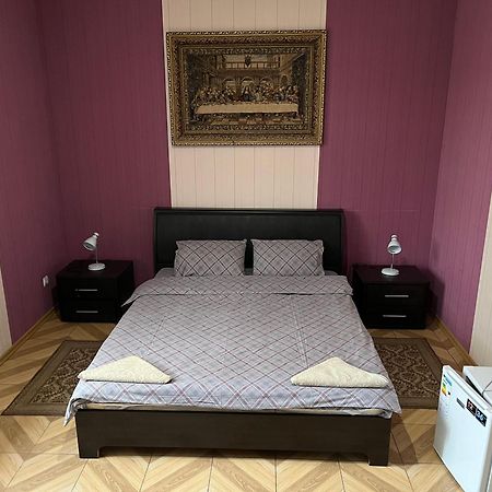 Mini Hotel Leon Lalovo Bagian luar foto